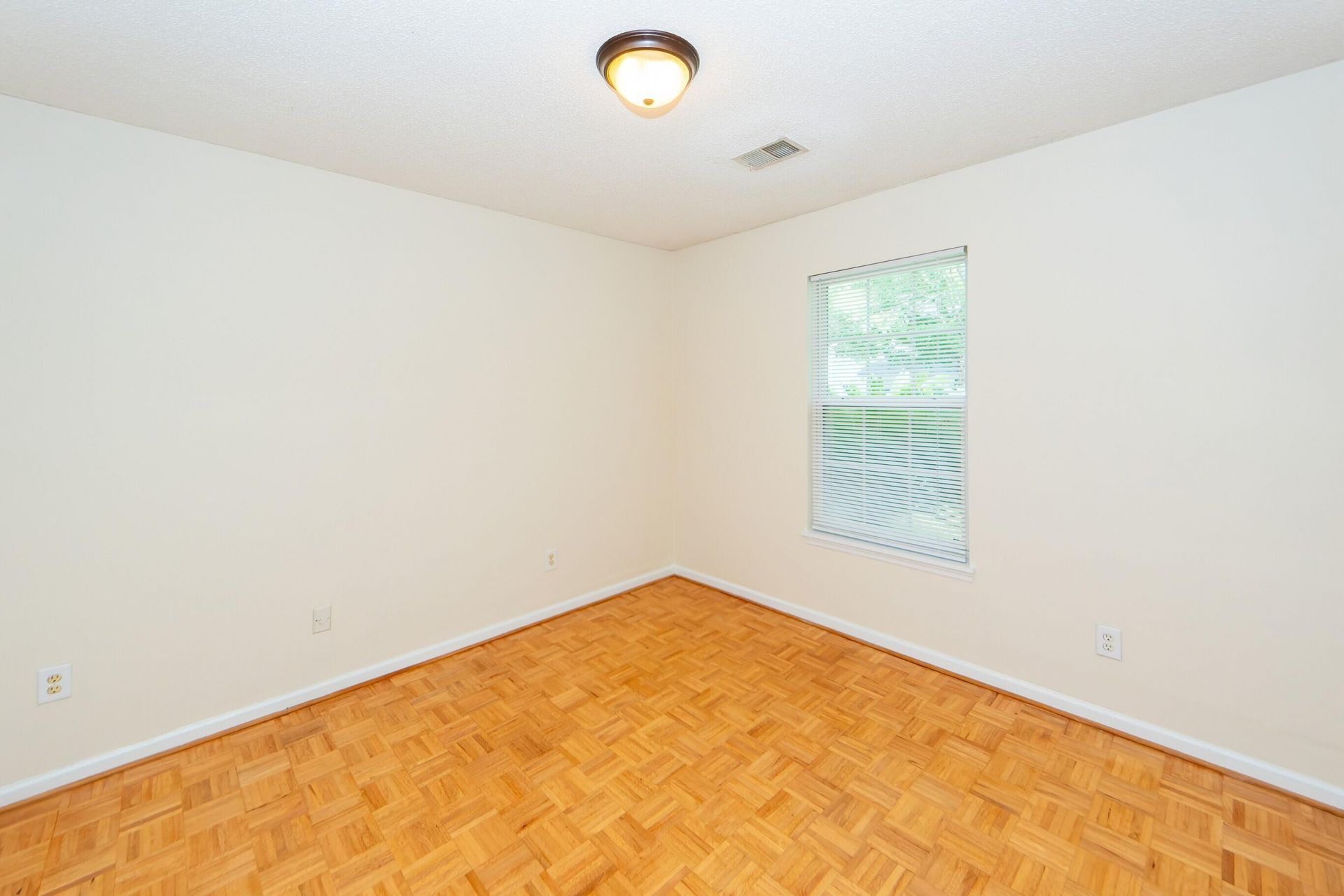 1421 Amanda Park Lane Photo 21