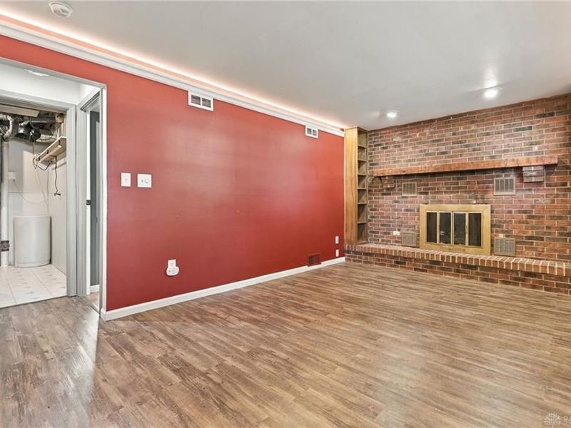 562 Hathaway Trail, Tipp City, OH 45371 Photo 24
