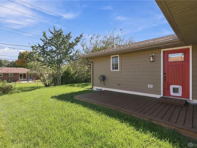 562 Hathaway Trail, Tipp City, OH 45371 Photo 31