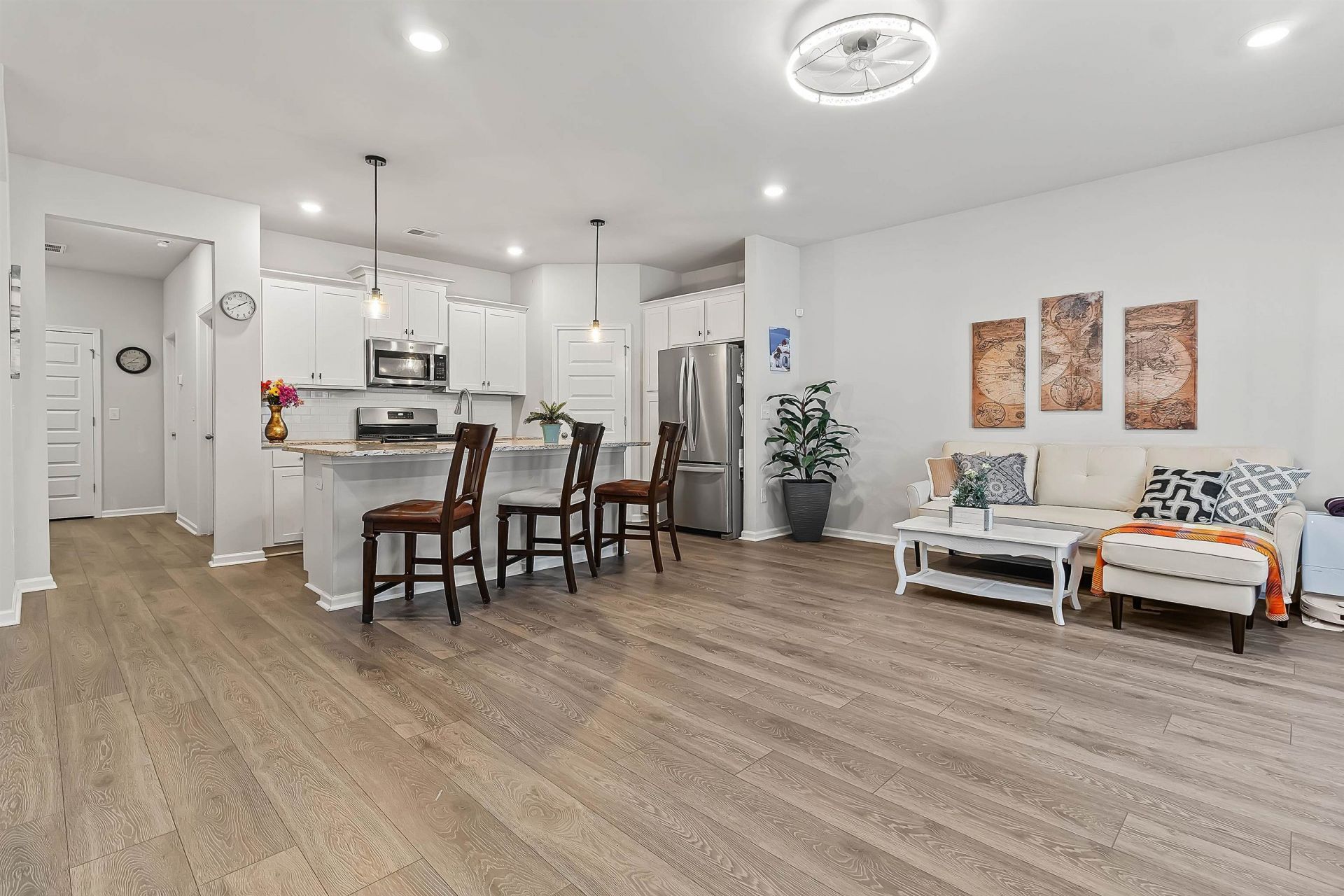5402 Knobcone Loop Photo 7