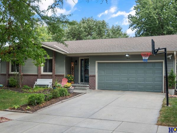 1800 Old Glory Road, Lincoln, NE 68521