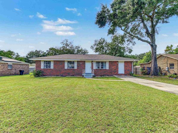 6341 Judkins Dr, Pensacola, FL 32504