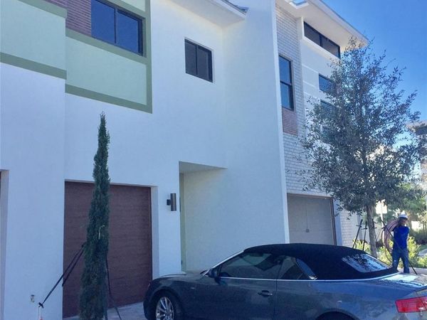 4510 NW 8TH Court, Unit 4510, Plantation, FL 33317