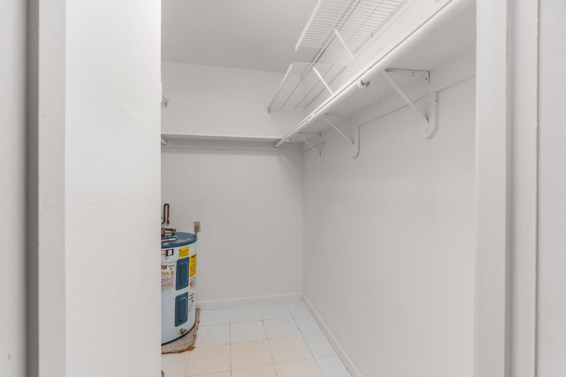 2400 NE 33rd Avenue, Unit 209, Fort Lauderdale, FL 33305 Photo