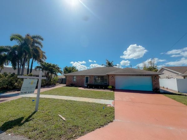 1007 WYNNDALE Way, Lantana, FL 33462