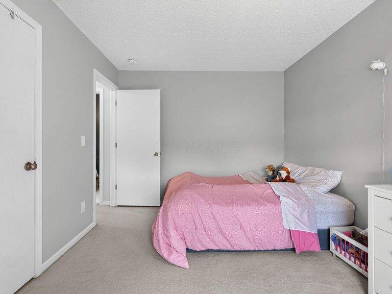 9214 Windy Creek Drive , Columbus, OH 43240 Photo 18