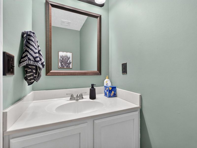 9214 Windy Creek Drive , Columbus, OH 43240 Photo 28