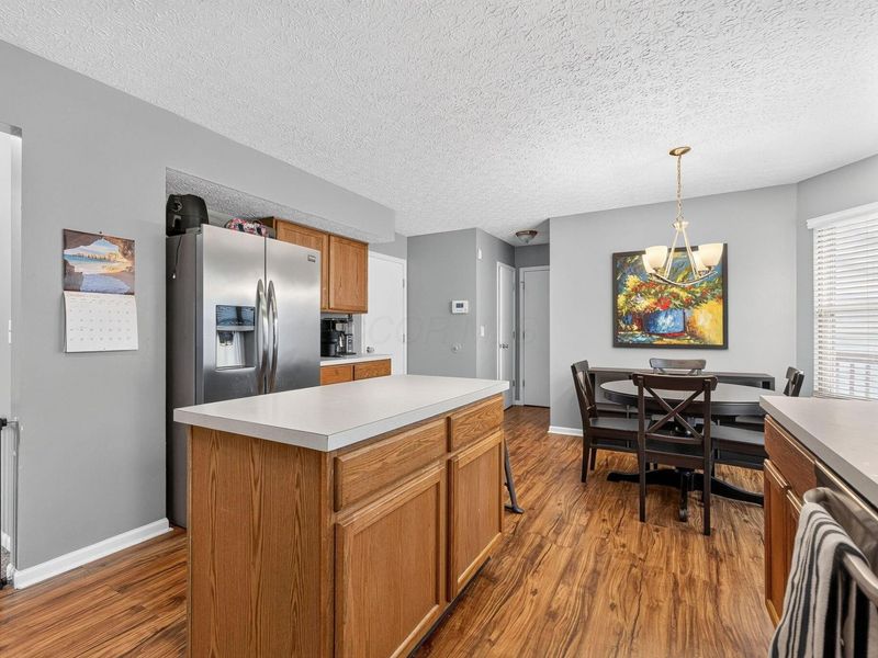 9214 Windy Creek Drive , Columbus, OH 43240 Photo 7