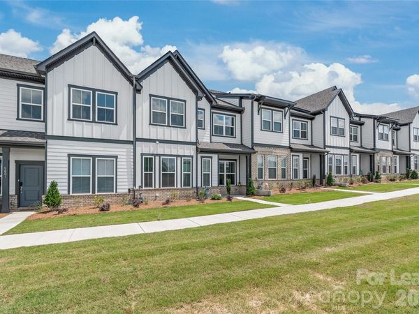 5807 Clear Creek Lane , Charlotte, NC 28215