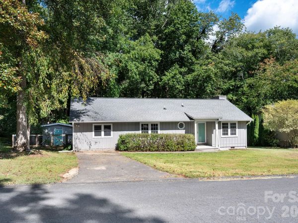 340 Genesis Circle , Black Mountain, NC 28711