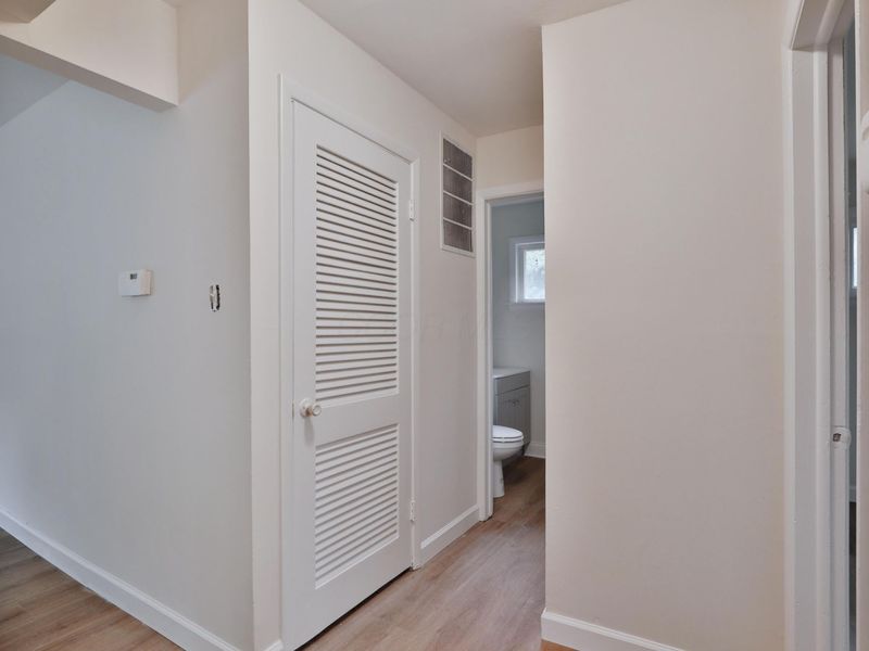 1044 Caniff Road , Columbus, OH 43221 Photo 12