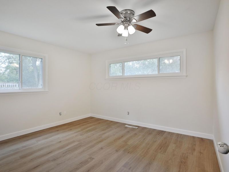 1044 Caniff Road , Columbus, OH 43221 Photo 13