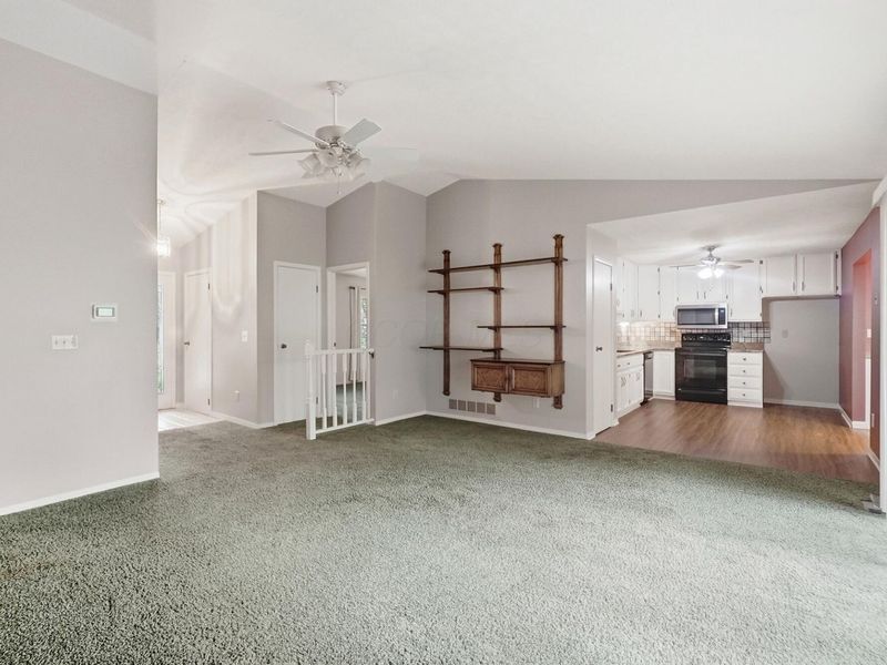 541 Saulsbury Court, Columbus, OH 43230 Photo 5