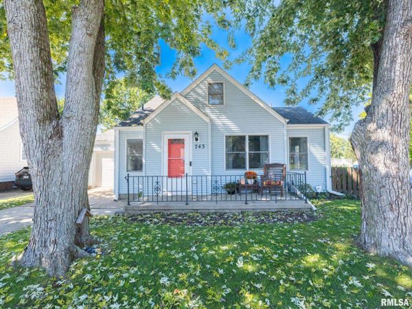 743 N CLIFTON Court, West Peoria, IL 61604