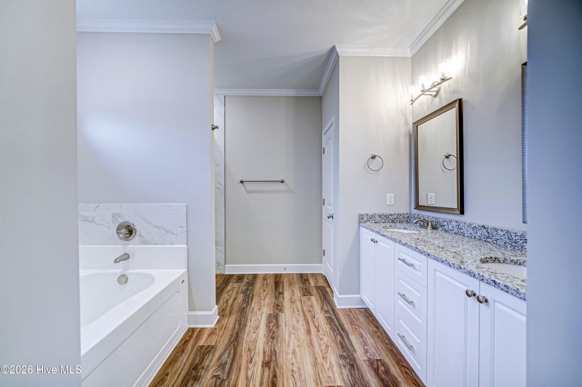2528 Obsidian Court  Photo 12