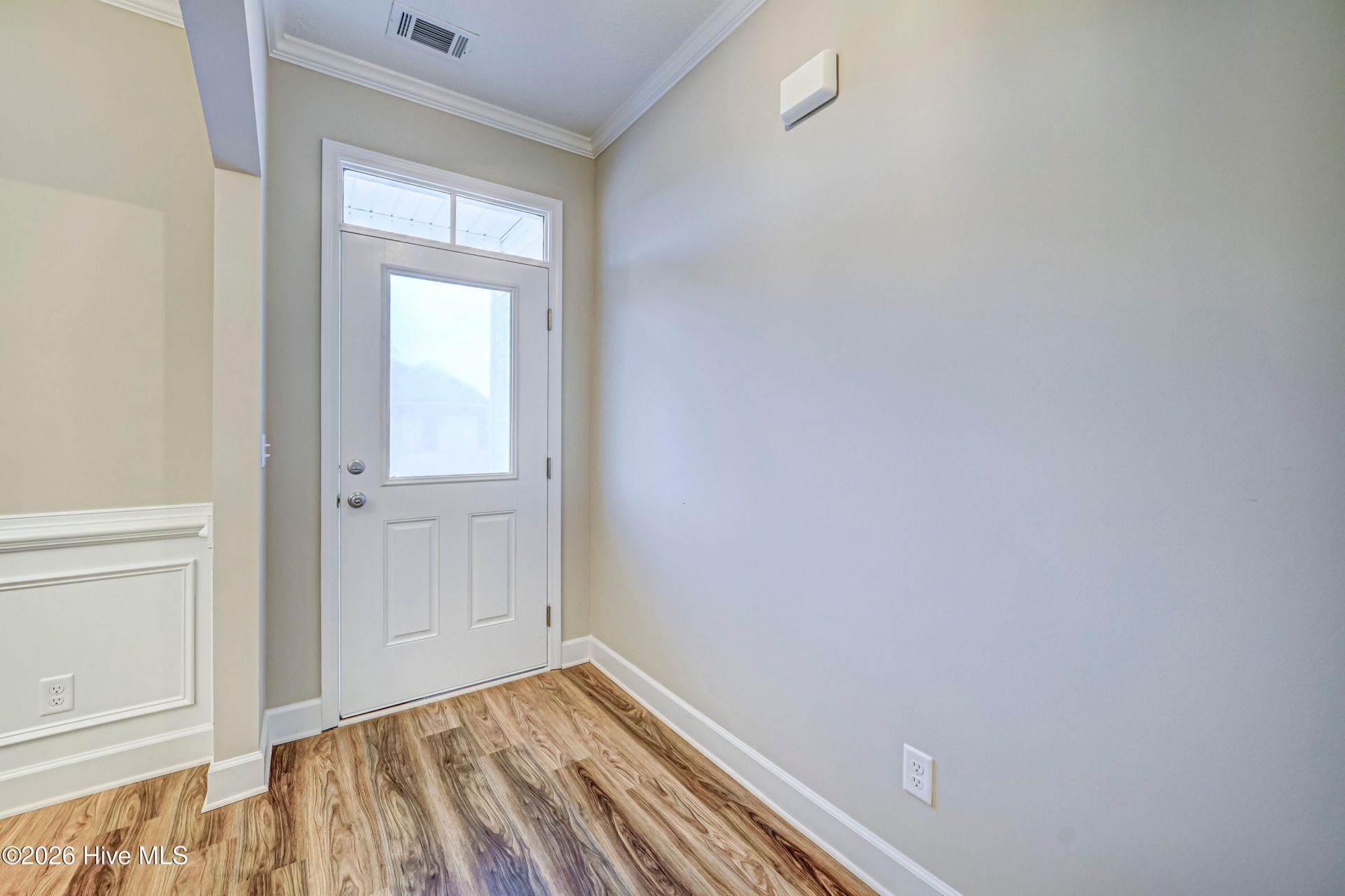 2528 Obsidian Court  Photo 2
