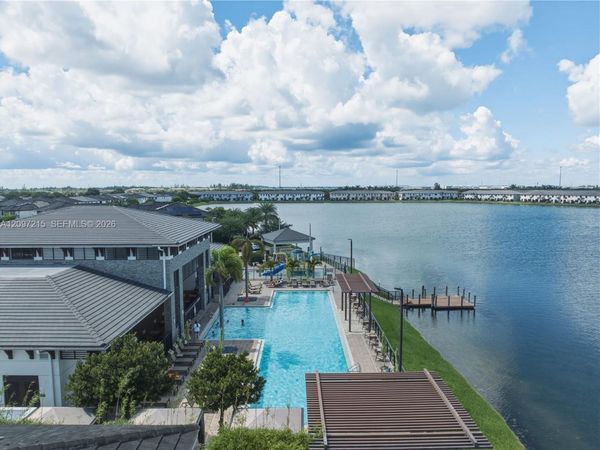 15965 NW 91st Ct , Unit 15965, Miami Lakes, FL 33018