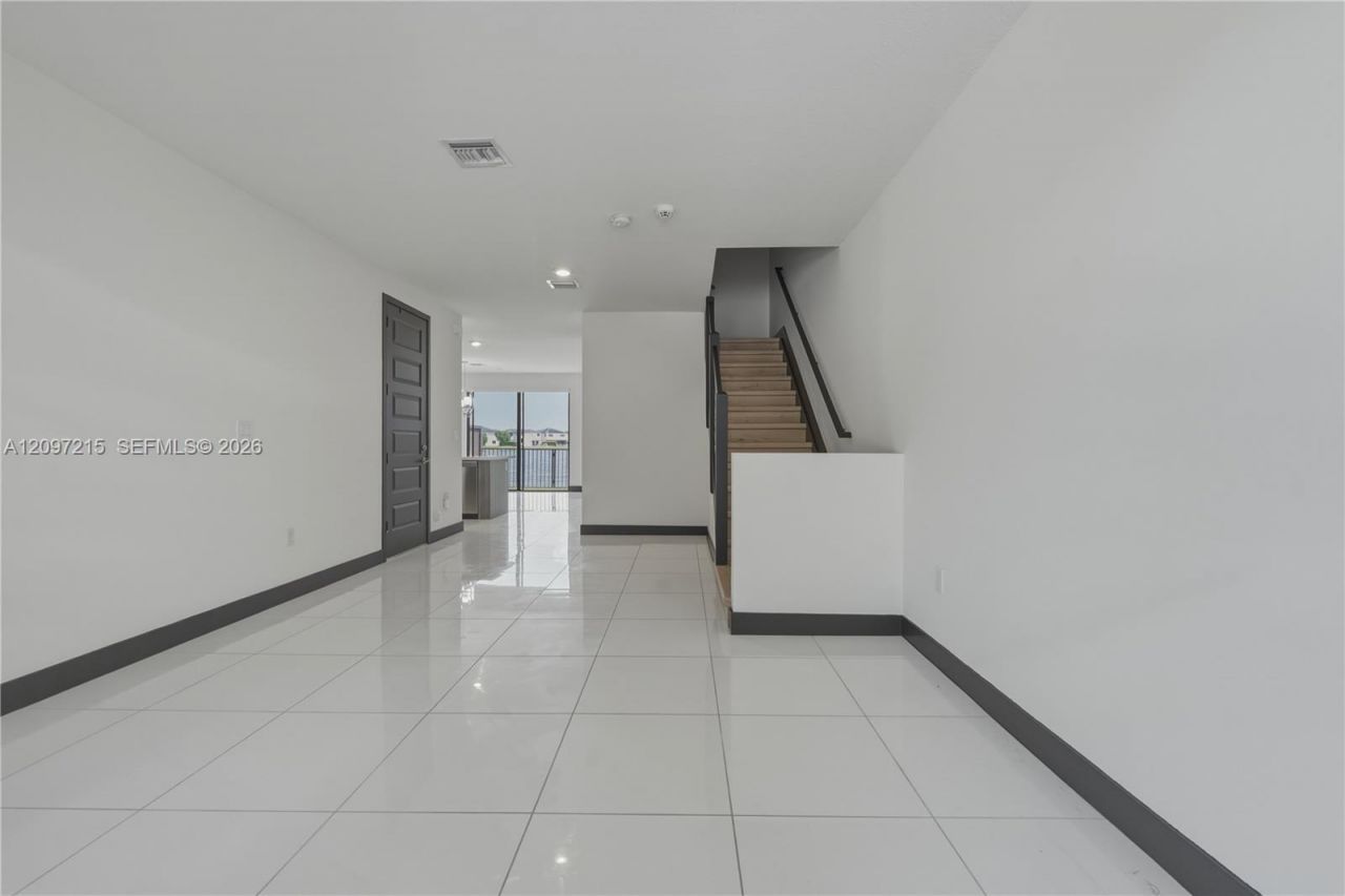 15965 NW 91st Ct , Unit 15965, Miami Lakes, FL 33018 Photo