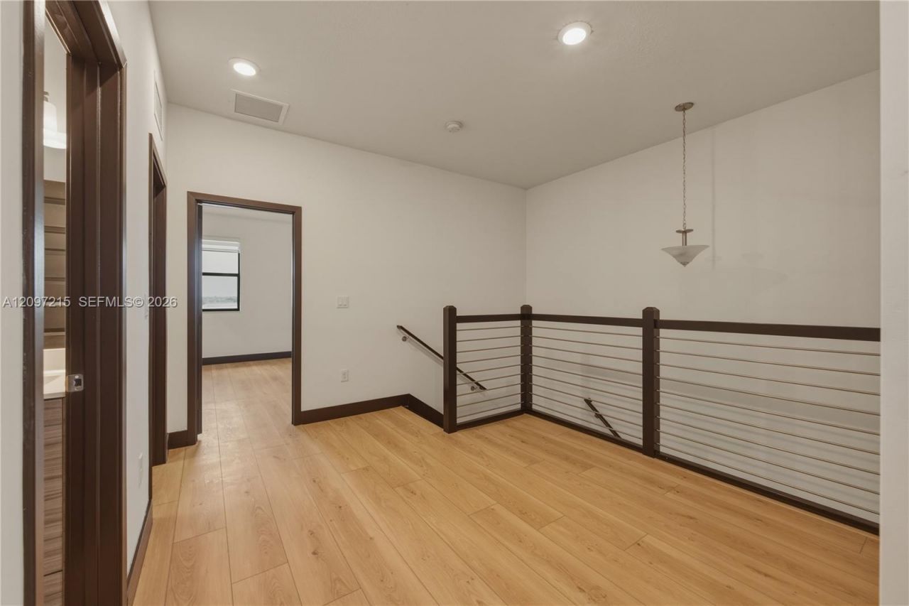 15965 NW 91st Ct , Unit 15965, Miami Lakes, FL 33018 Photo