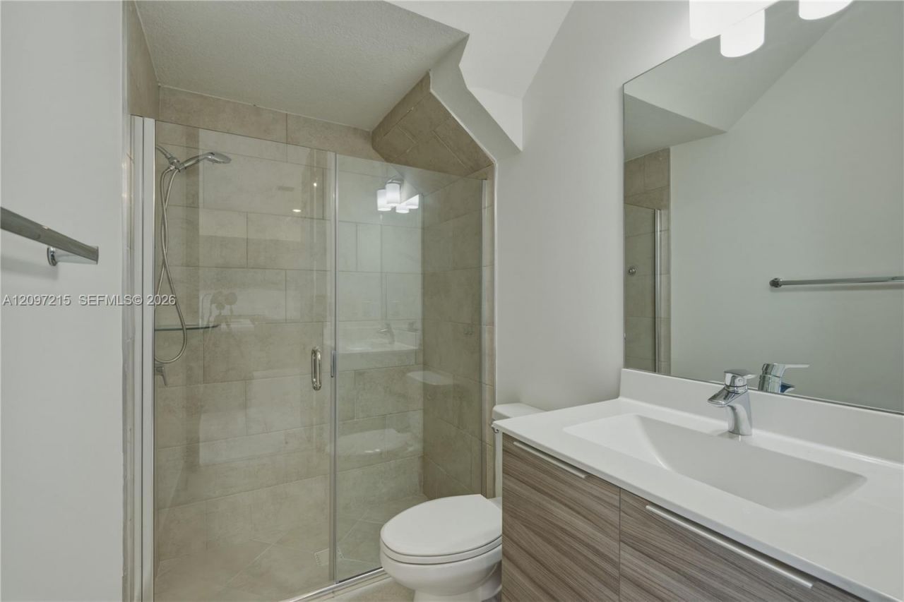 15965 NW 91st Ct , Unit 15965, Miami Lakes, FL 33018 Photo