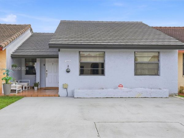 14456 SW 50th St , Miami, FL 33175