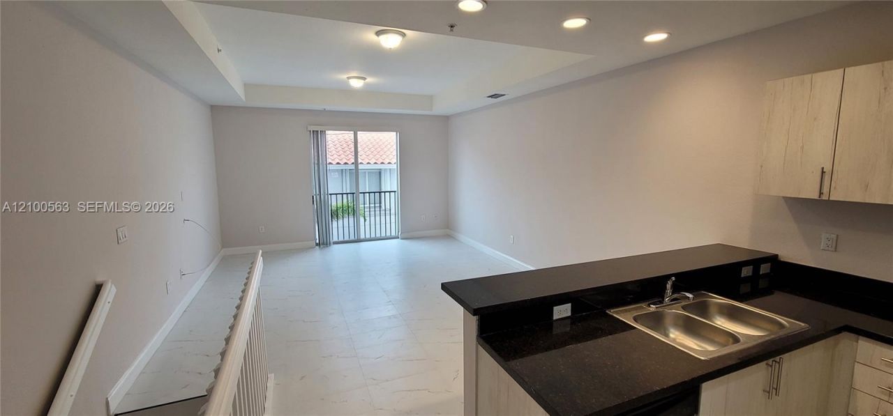 850 SW 14th Ave , Unit 2, Miami, FL 33135 Photo