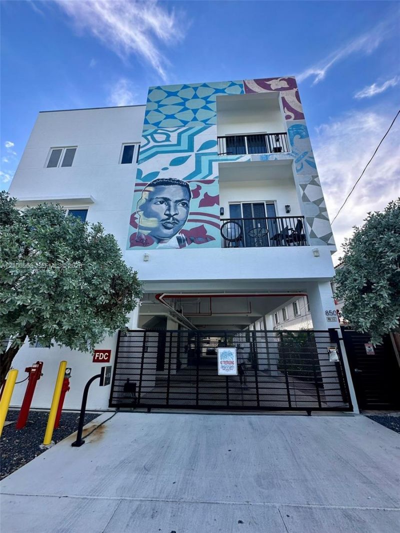 850 SW 14th Ave , Unit 2, Miami, FL 33135 Photo