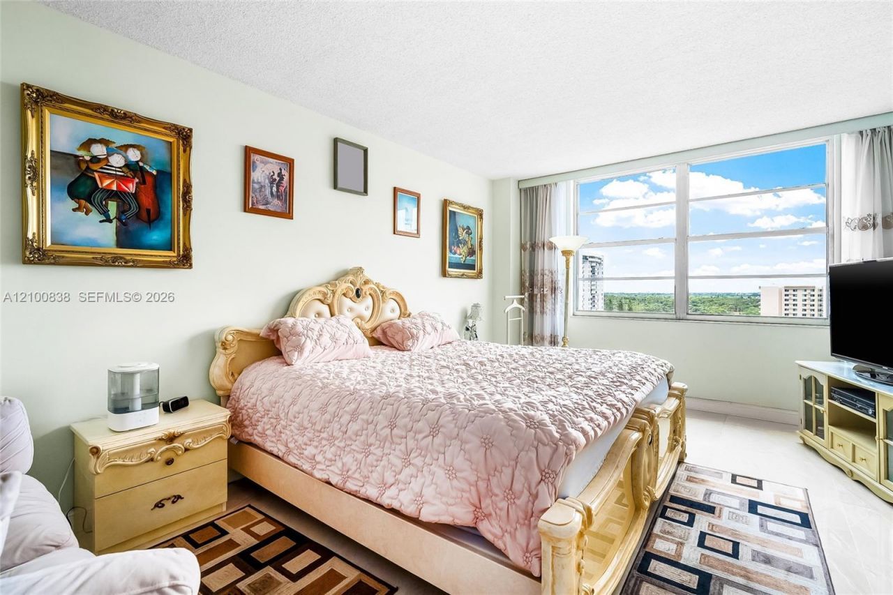 2801 NE 183rd St , Unit 1503W, Aventura, FL 33160 Photo