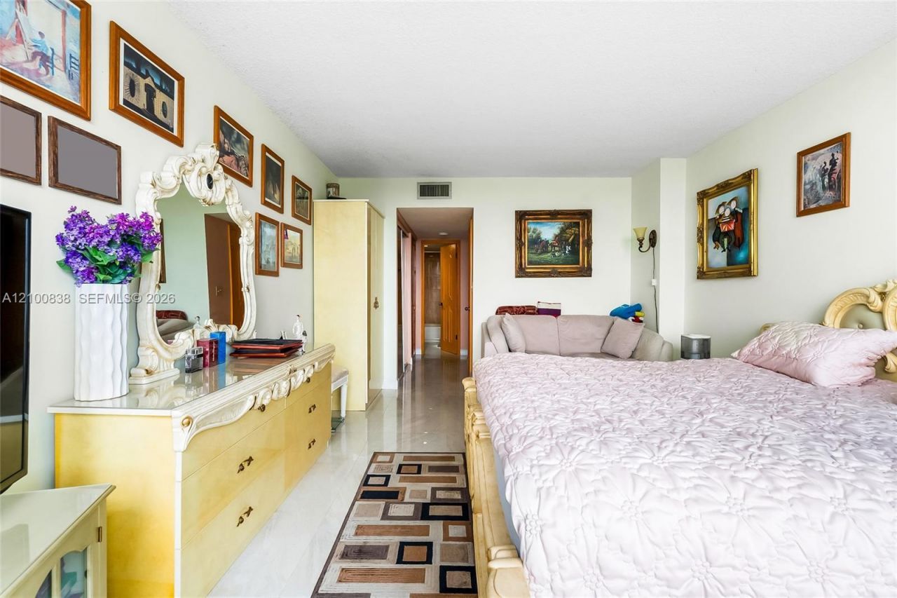 2801 NE 183rd St , Unit 1503W, Aventura, FL 33160 Photo