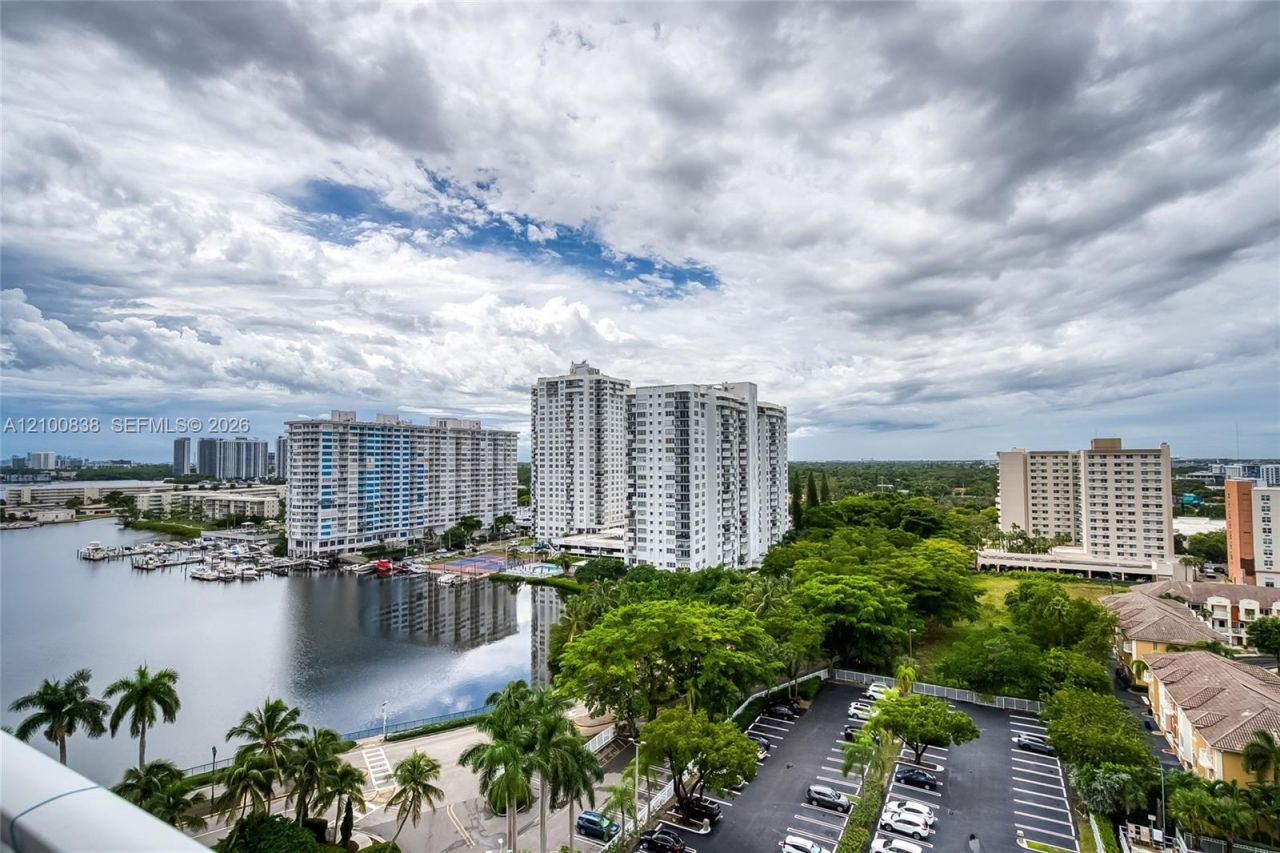 2801 NE 183rd St , Unit 1503W, Aventura, FL 33160 Photo
