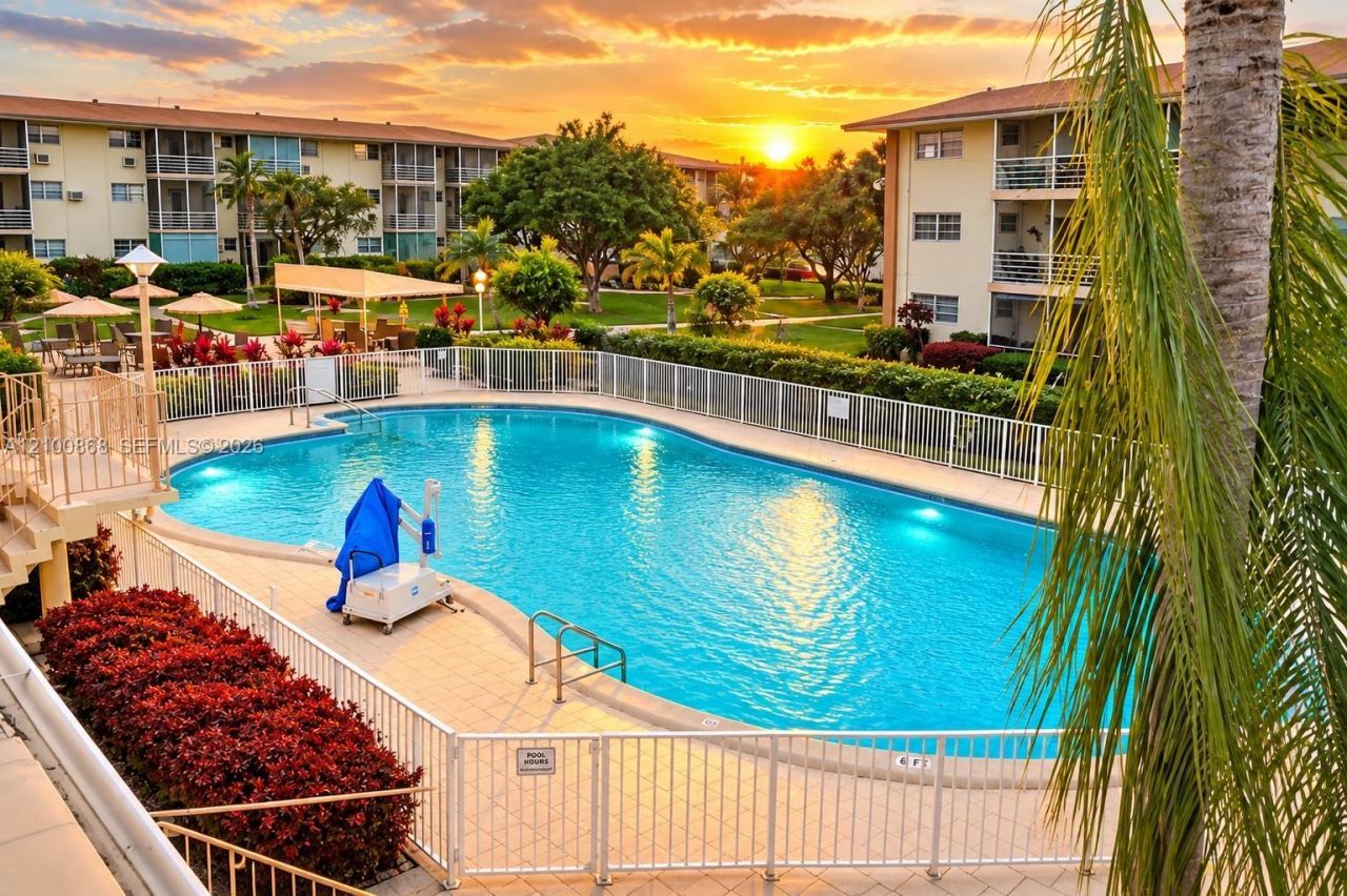 17001 NE 13th Ave , Unit 211, Miami, FL 33162 Photo