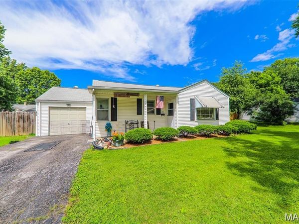 1819 N 16th Street , Swansea, IL 62226