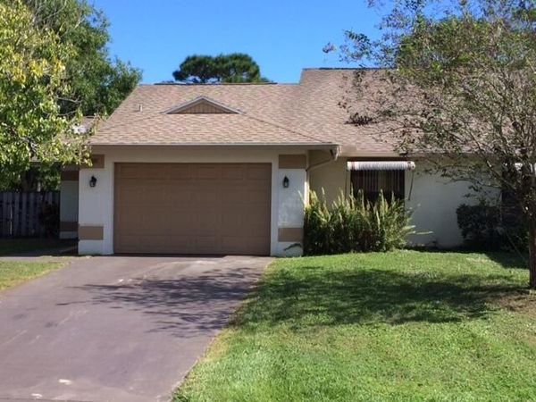 4605 SE GENEVA Drive, Unit 00, Stuart, FL 34997