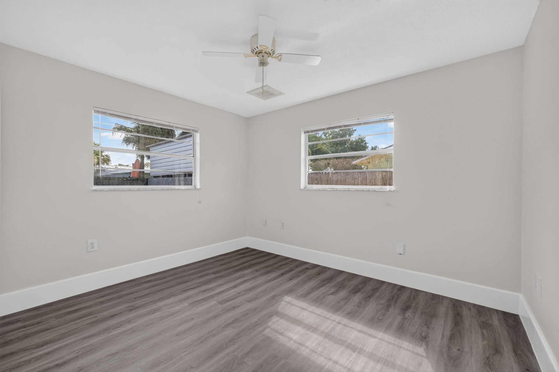1860 SE Madison Street, Stuart, FL 34997 Photo