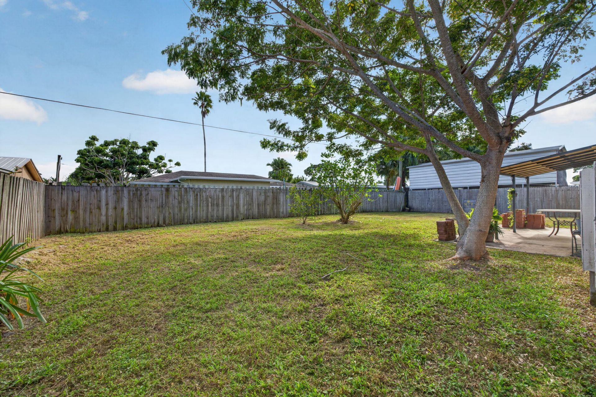 1860 SE Madison Street, Stuart, FL 34997 Photo