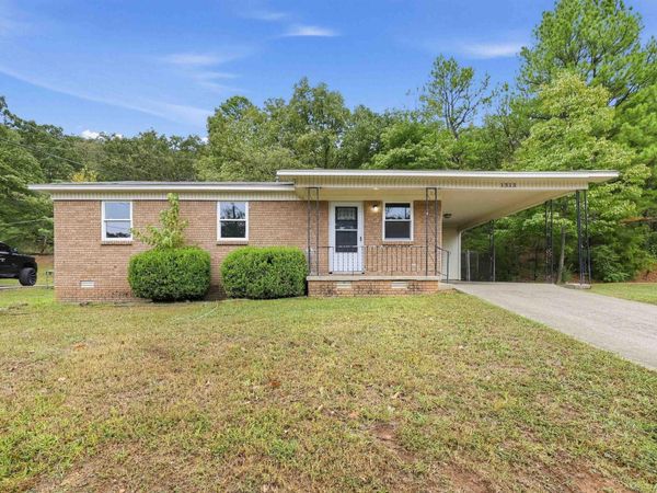 1313 W 57Th Street , North Little Rock, AR 72118