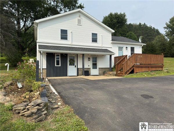 5544 Sugartown Road , Great Valley, NY 14741