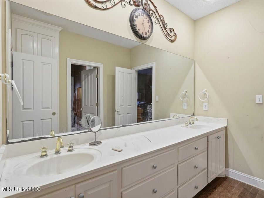 Property Image 56