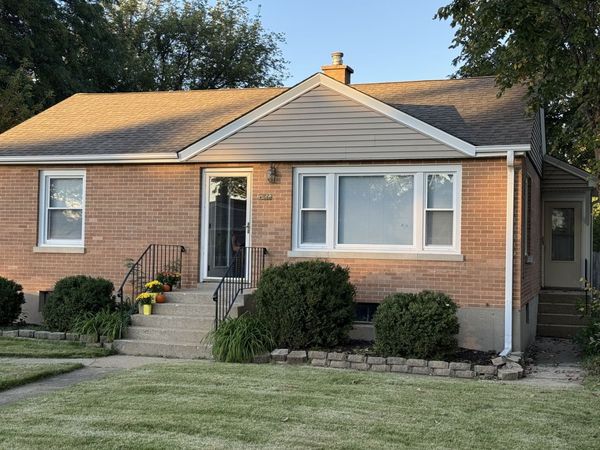 3008 Emily Lane , McHenry, IL 60051