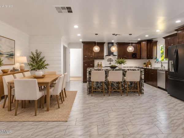 7254 W NORTH Lane, Peoria, AZ 85345