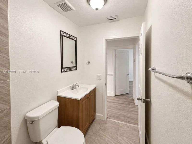 282 E 19th St , Hialeah, FL 33010 Photo