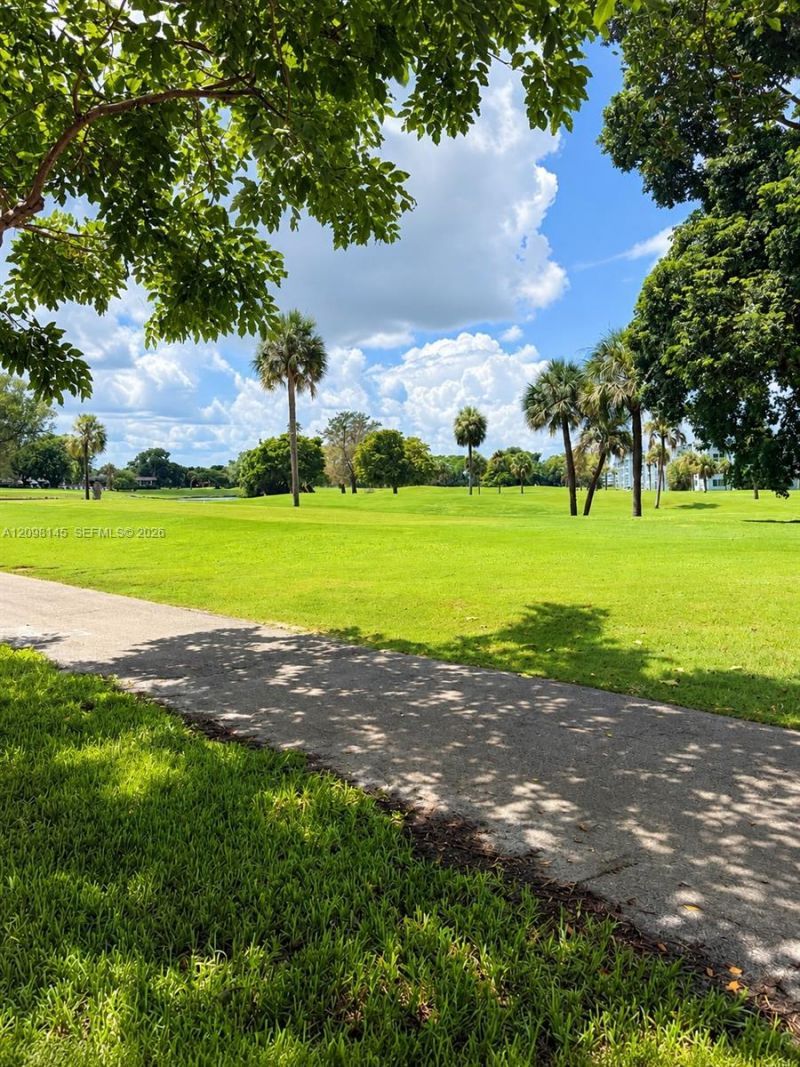 7341 NW 18th St , Unit 102, Margate, FL 33063 Photo