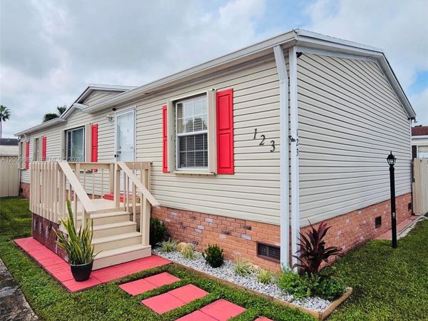 220 NE 12th Ave UNIT 123 , Homestead, FL 33030