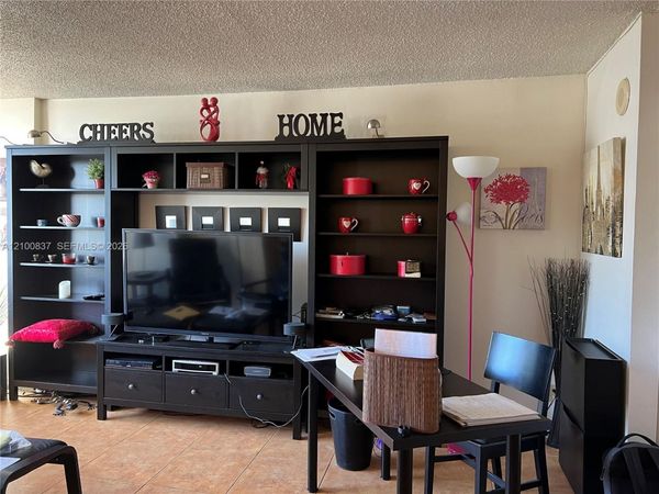 17011 N Bay Rd , Unit 918, Sunny Isles Beach, FL 33160