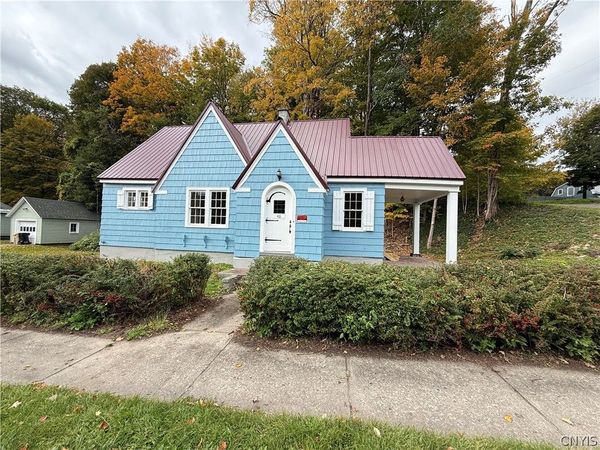 46 Van Buren Street , Dolgeville, NY 13329