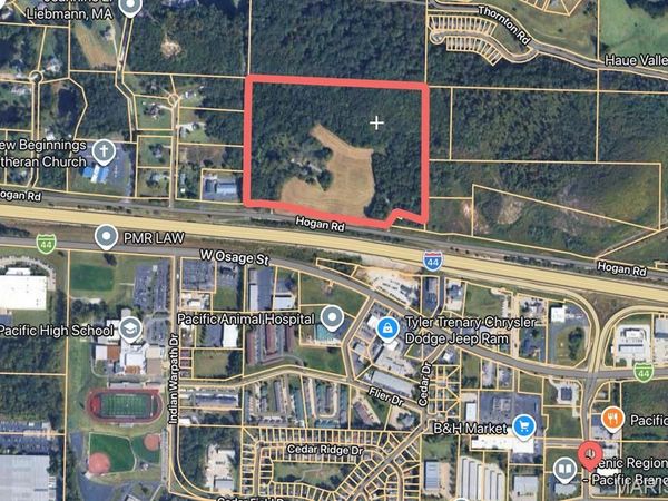 1935 Hogan Road, Pacific, MO 63069