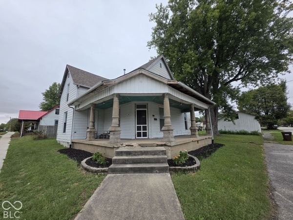 102 W Main Street , Westport, IN 47283
