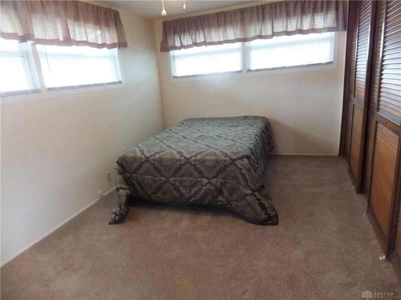 99 Palace, West Carrollton, OH 45449 Photo 5