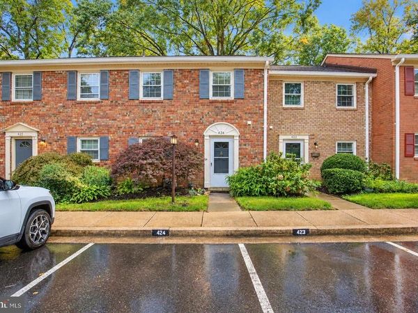 424 GREENBRIER COURT, FREDERICKSBURG, VA 22401