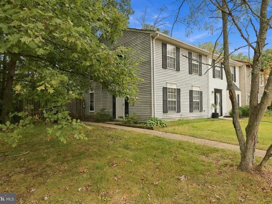 1554 Pin Oak Drive, Waldorf, MD 20601 Main Photo